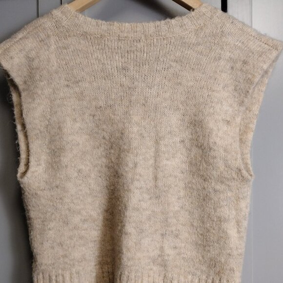 FATE Wool Blend Sweater Vest Size Small Beige V-Neck Soft Cozy Knit - Picture 14 of 15